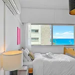 2br Seafront In Center With Community Pool ラルナカ
